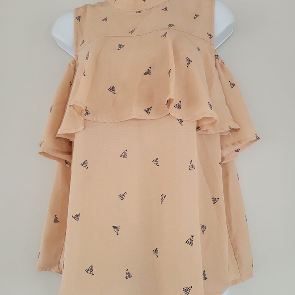 Tops - Flowy Blouse with peep shoulder